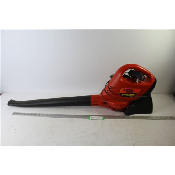 Black & Decker Cordless Leaf Blower (working)