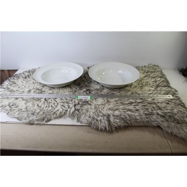 (2) Kahla - 12 1/2" Bowls - Furry Rug (24" x 43")