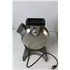 Image 4 : Cuisinart Vertical Waffle Maker - Tested Powers On