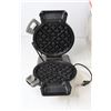 Image 6 : Cuisinart Vertical Waffle Maker - Tested Powers On