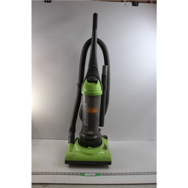 * Eurika THEBOSS Power Plus Vacuum - Powers On Weak Suction, May Need Cleaning (As Is)