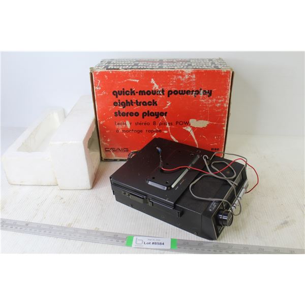 Quick-Mount Power Play 8Track Player