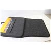 Image 3 : Universal 4 Piece Car Mat Set (NEW)