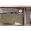 Image 3 : General Electric Vintage Radio - Powers On, as is - 16" x 8" x 4.25"