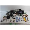 Image 1 : Assorted Cords, Jewelry, Phone Cases and Assorted Items