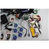 Image 3 : Assorted Cords, Jewelry, Phone Cases and Assorted Items
