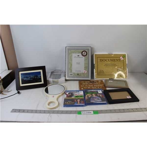 Colby Slideshow Picture Frame - Tested Works, Mulan Blu-Ray DVD, Hocus Pocus, (6) Picture Frames, Mi