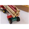 Image 3 : Vintage Lumber Hauler & Trailer Toy Set in Original Box