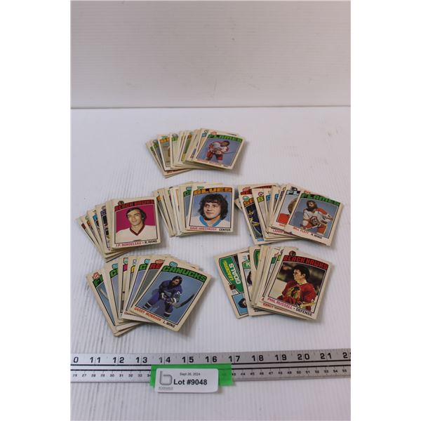 (101) 1976-77 Assorted OPC Hockey Cards