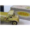 Image 2 : Dinky Toy Euclid Rear Dump Truck - 1:24 Model Scale Die Cast Truck in Box