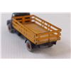 Image 3 : Dinky Toy Farm Truck - 1:24 Model Scale Die Cast Truck