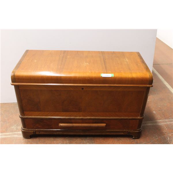* Chesley Co. Heirloom Waterfall Cedar Chest w/ Drawer - 19" x 41" x 26"