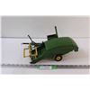 Image 1 : John Deere Pull Type Combine Model 12-A - 1:16 Model Scale