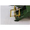 Image 2 : John Deere Pull Type Combine Model 12-A - 1:16 Model Scale