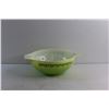 Image 4 : Vintage Pyrex Promotional 444 Green Dot Square Cinderella Mixing Bowl -4 Quart - No Chips or Cracks