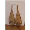 Image 1 : Pair of Vintage Snowshoes - Made in Canada - 14'' x 48''