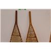 Image 3 : Pair of Vintage Snowshoes - Made in Canada - 14'' x 48''