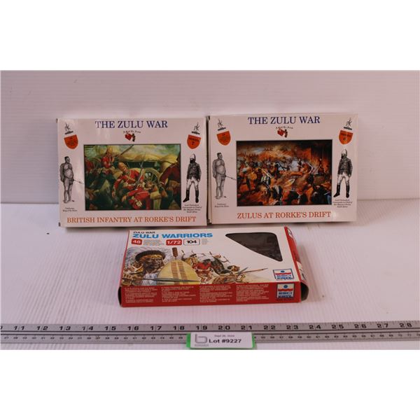 (2) 1:32 Scale Model Figure Kits (Zulu War), 1:72 Scale Model Figures (Zulu Warriors)
