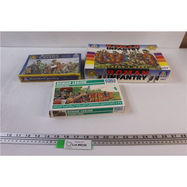 (3) Boxes Soldier Figurine Model Kits - Assorted Scales, Blue Pack is Sealed