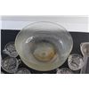 Image 5 : Punch Bowl with (8) Glasses
