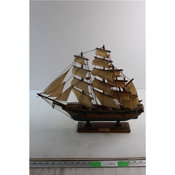 Wooden 1869 Cutty Sark Barque Ship Decoration