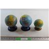 Image 1 : (3) Globe Piggy Banks