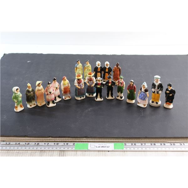 (10+) Assorted Ceramic Figurines - Some Tender Leaf Figurines