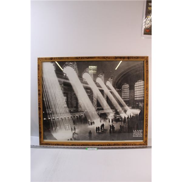 * Grand Central Station Picture in Wooden Frame - Original Photo Taken in 1936, Reproduced in 1992 -