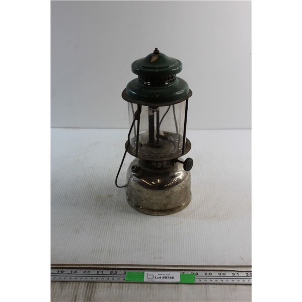 Coleman Quick Lite Lantern Model 327 3/35