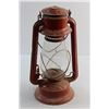 Image 2 : F.T, Wright Ltd Vintage Kerosene Lantern - Untested