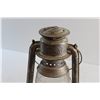 Image 2 : Beacon Vintage Wind Proof Kerosene Lantern - Untested