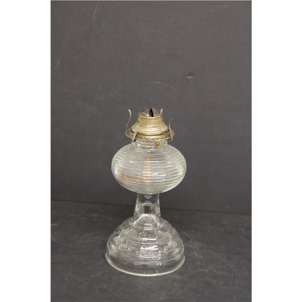 Glass Kerosene Lamp - No chimeny
