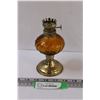 Image 1 : Amber Glass Kerosene Lamp Base - 6" x 3"