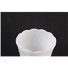 Image 2 : Anchor Hocking Pearls & Tears Milk Glass Vase - 7" x 4"