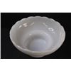 Image 2 : E.O. Brody Milk Glass Bowl - 7" x 3"