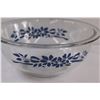 Image 2 : PYREX Blue Flowers & Ribbon Pattern 1.5L Bowl - 8.5" x 3.5"