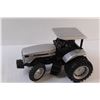 Image 5 : White 6215 Model Tractor FWA + Duals - 1:16 Model Scale