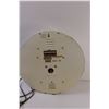 Image 5 : Export Cigarettes Electric Clock - Some Wear, as is - 16" x 16" x 4"