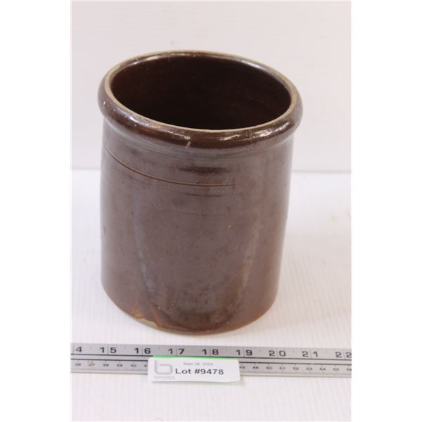 Brown Crock - 7" x 6"