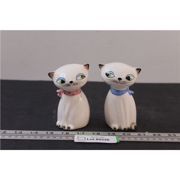 Holt Howard 1958 Salt & Pepper Shaker Kitten Set - 4.25" Tall - Made in Japan