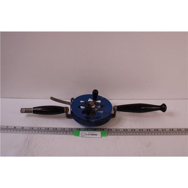 Vintage Fly Fishing Reel