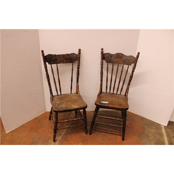 *(2) Antique Wood Chairs - Some Wear - Seat: 14.5" x 13" , Height 37"