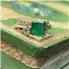 Image 5 : 18k Emerald & Diamond Asymmetric Ring