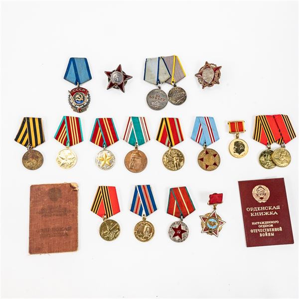 WWII Soviet Russian Medal Badge Lot-Red Banner