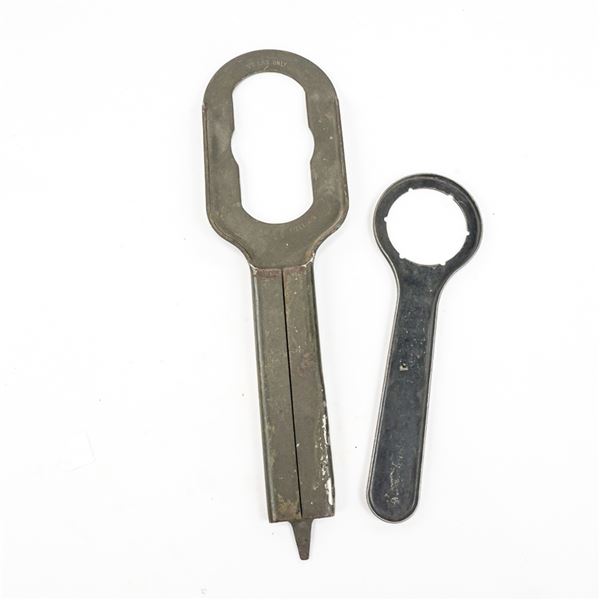 US Artillery M25 Fuze Setter & T12E1 Fuze Wrench