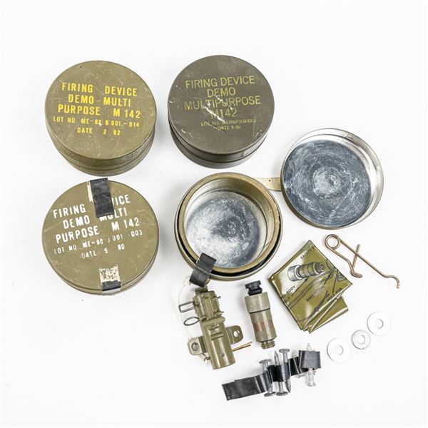 US Multi Purpose M 142 Firing Device Lot INERT