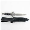 Image 11 : 4 Fantasy Daggers/Knives