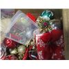 Image 2 : BOX C/W ASSORTED CHRISTMAS DECORATIONS