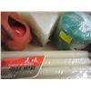 Image 5 : FLAT C/W ASSORTED CANDLES