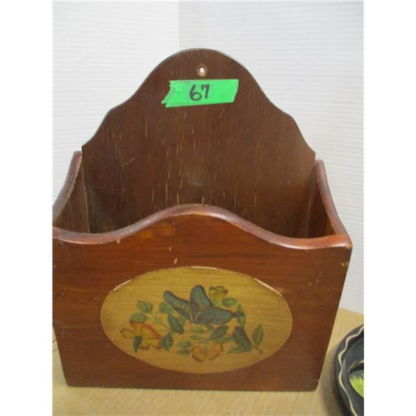 MAGAZINE RACK & TRAY